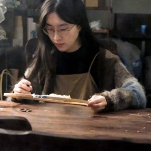 Ms Lianne Li